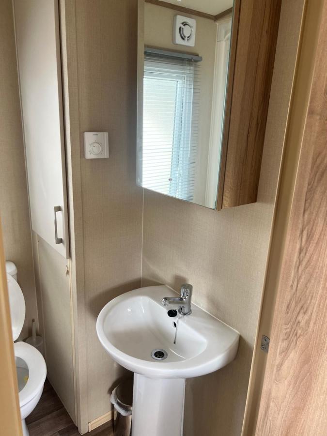 Oakley Newquay Bay Resorts Екстериор снимка