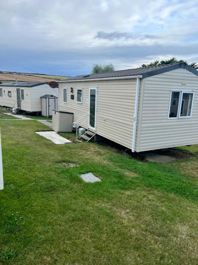 Oakley Newquay Bay Resorts Екстериор снимка